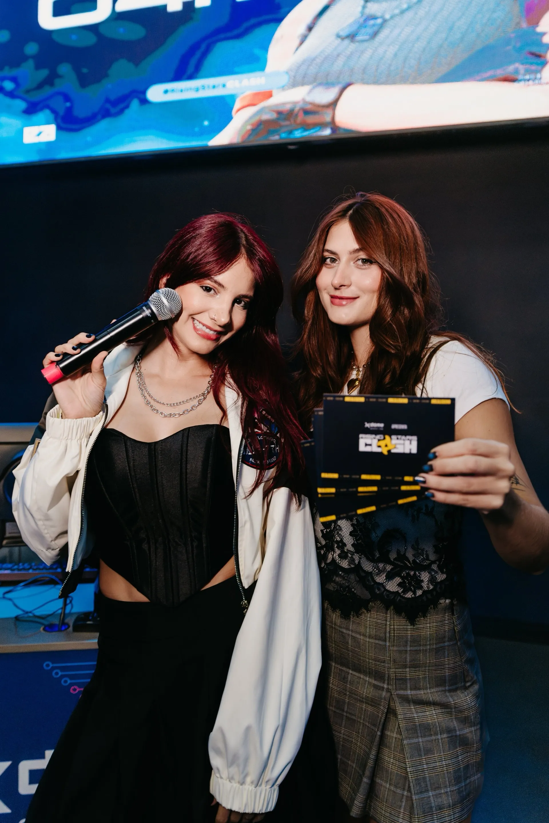Influencers taking a selfie at Rising Stars